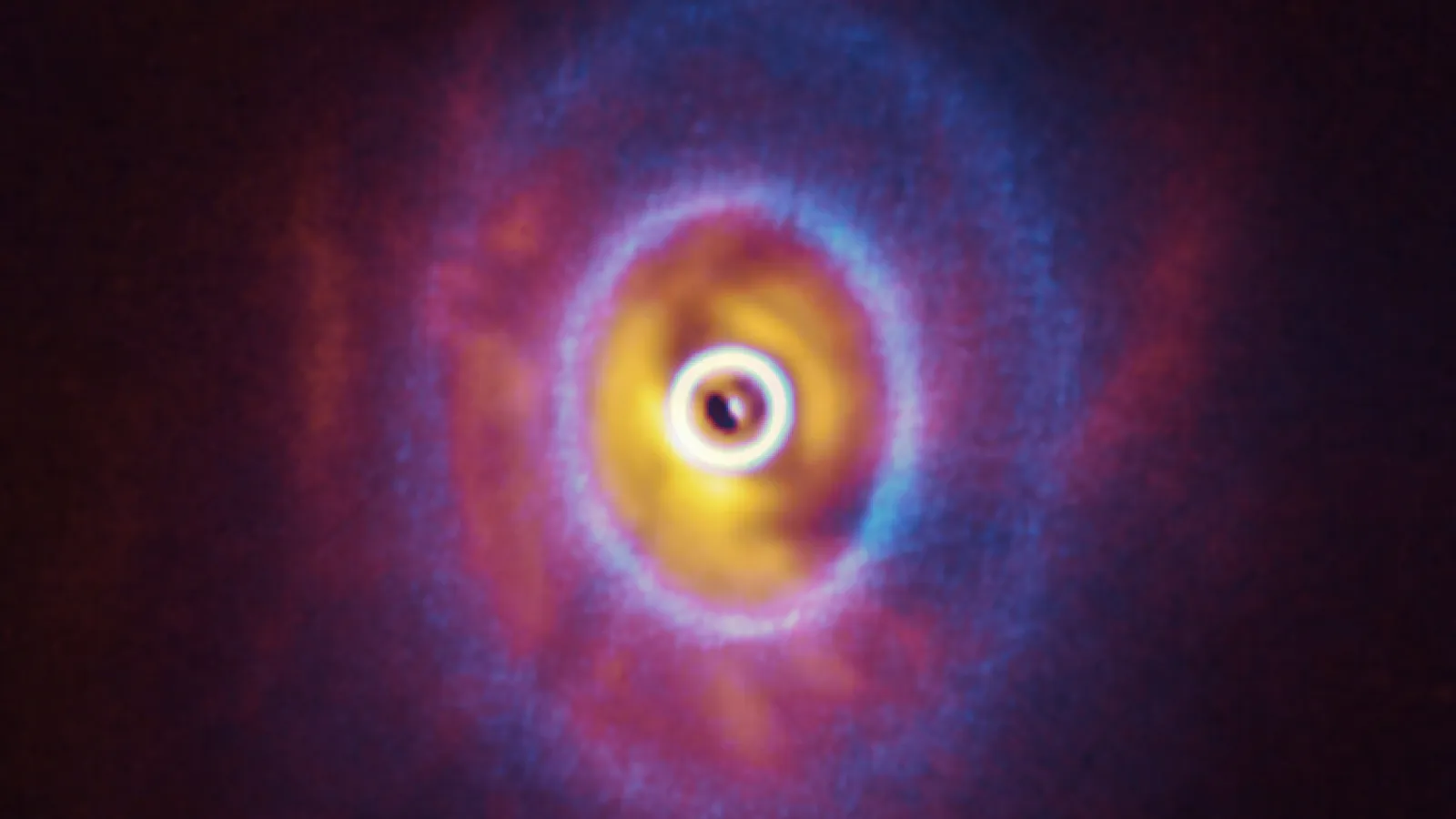 ALMA image of a protoplanetary disk