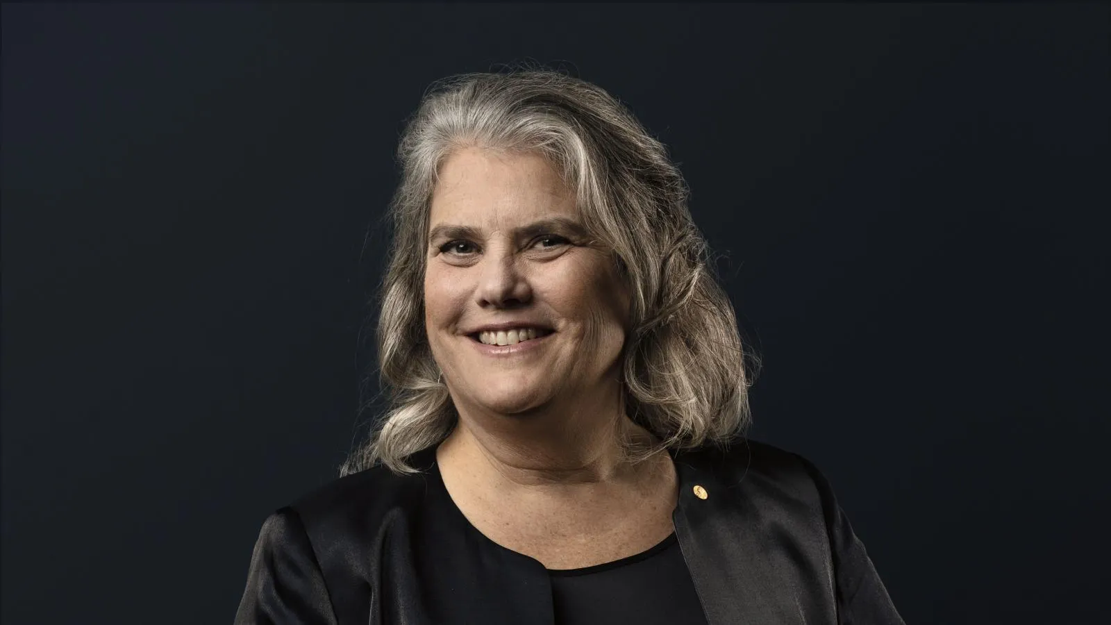 Photograph of Andrea Ghez
