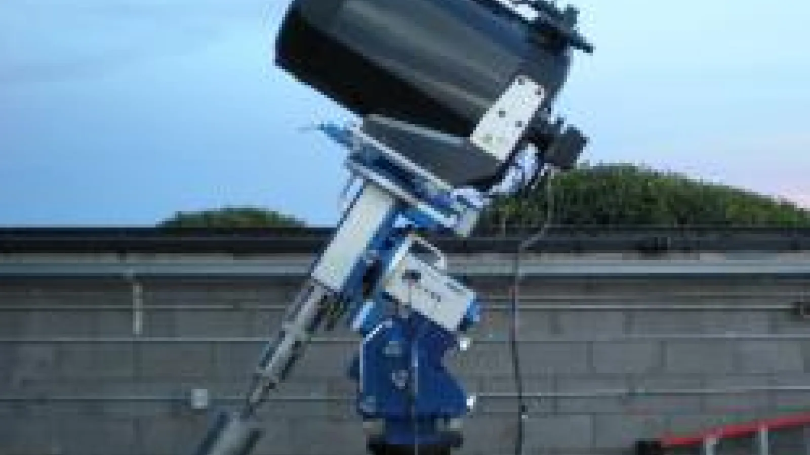 Jason Eastman's self-built telescope DEMONEX