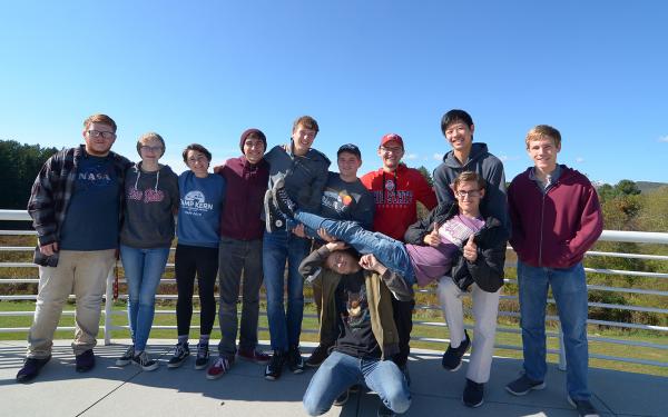 Green Bank in Fall 2019 Students Posing