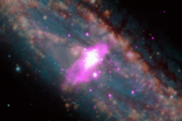 Photo: X-ray: NASA/CXC/The Ohio State Univ/S. Lopez et al.; H-alpha and Optical: NSF/NOIRLab/AURA/KPNO/CTIO; Infrared: NASA/JPL-Caltech/Spitzer/D. Dale et al; Full Field Optical: ESO/La Silla Observatory.