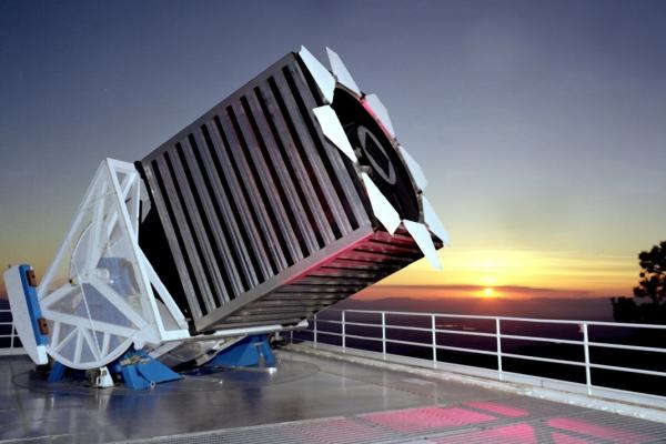 Image of the Sloan Digital Sky Survey Telescope