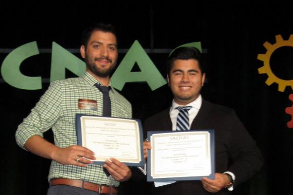 Villanueva wins award at SACNAS Conference