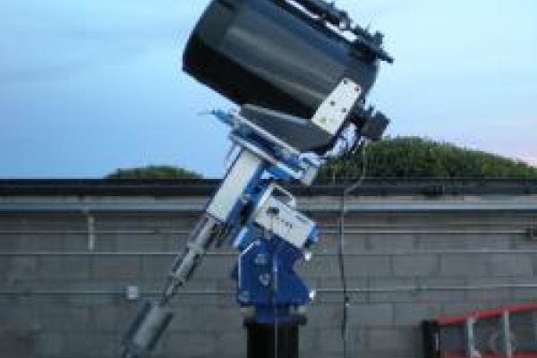 Jason Eastman's self-built telescope DEMONEX