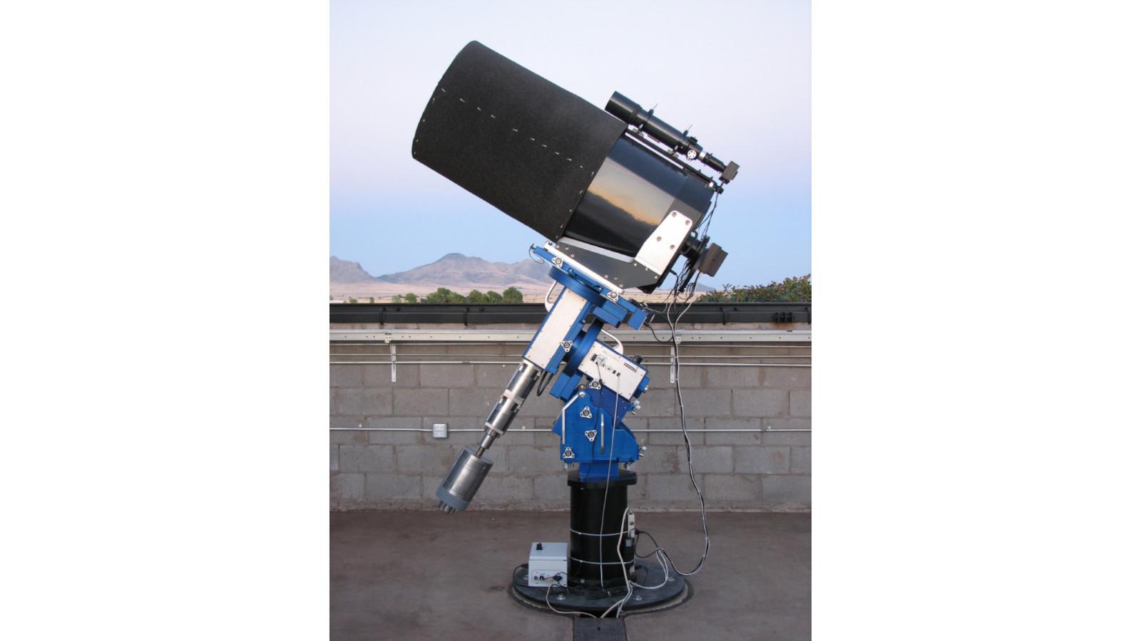 DEMONEX 20-inch telescope at sunset at Winer Observatory