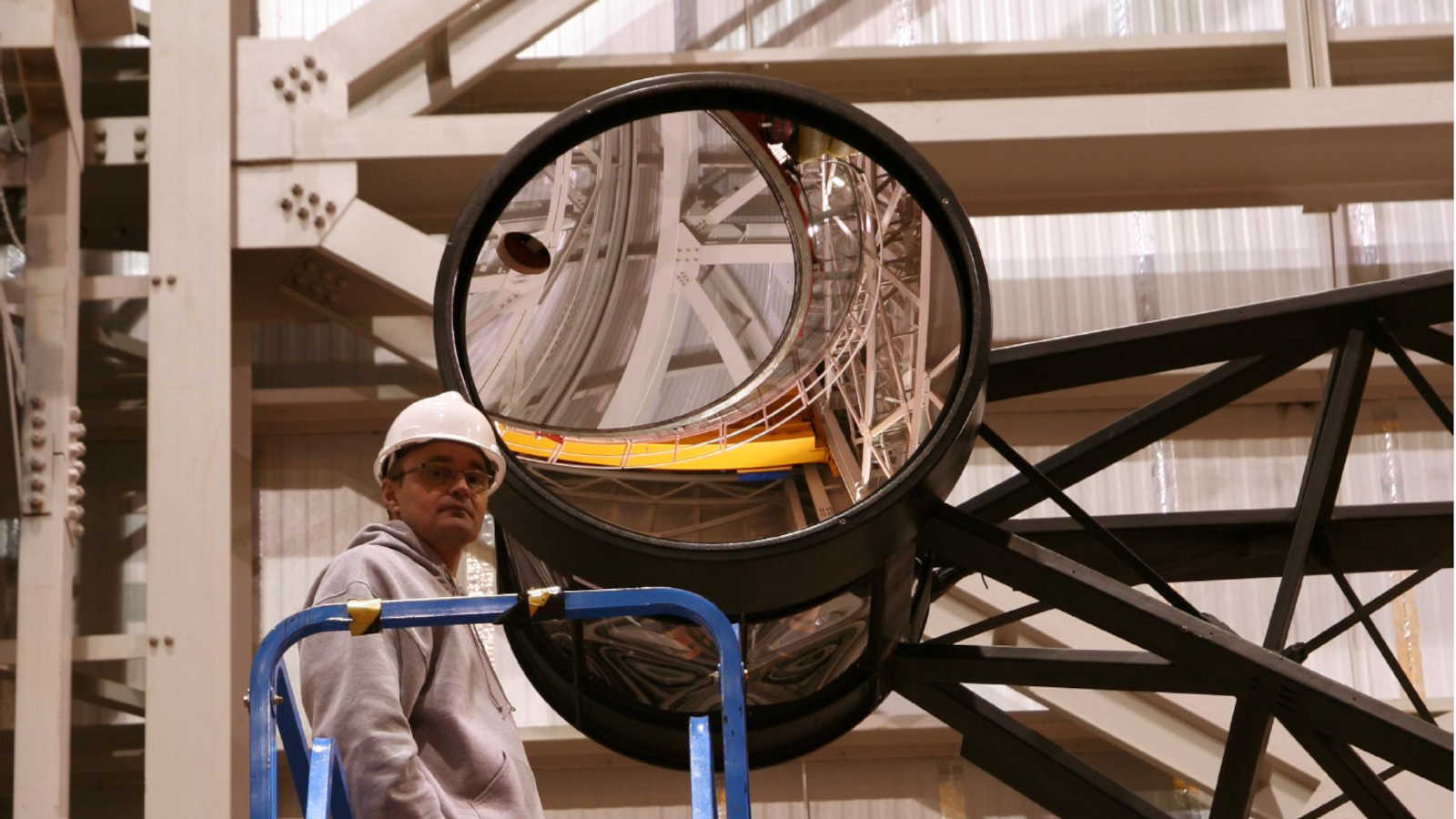 LBT f/15 RSM on the LBT telescope during commissioning in April 2008